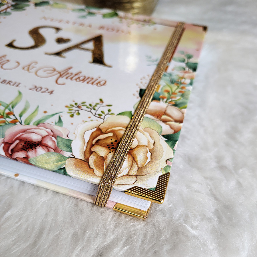 Libro de Firmas de Boda - Flores y Dorado