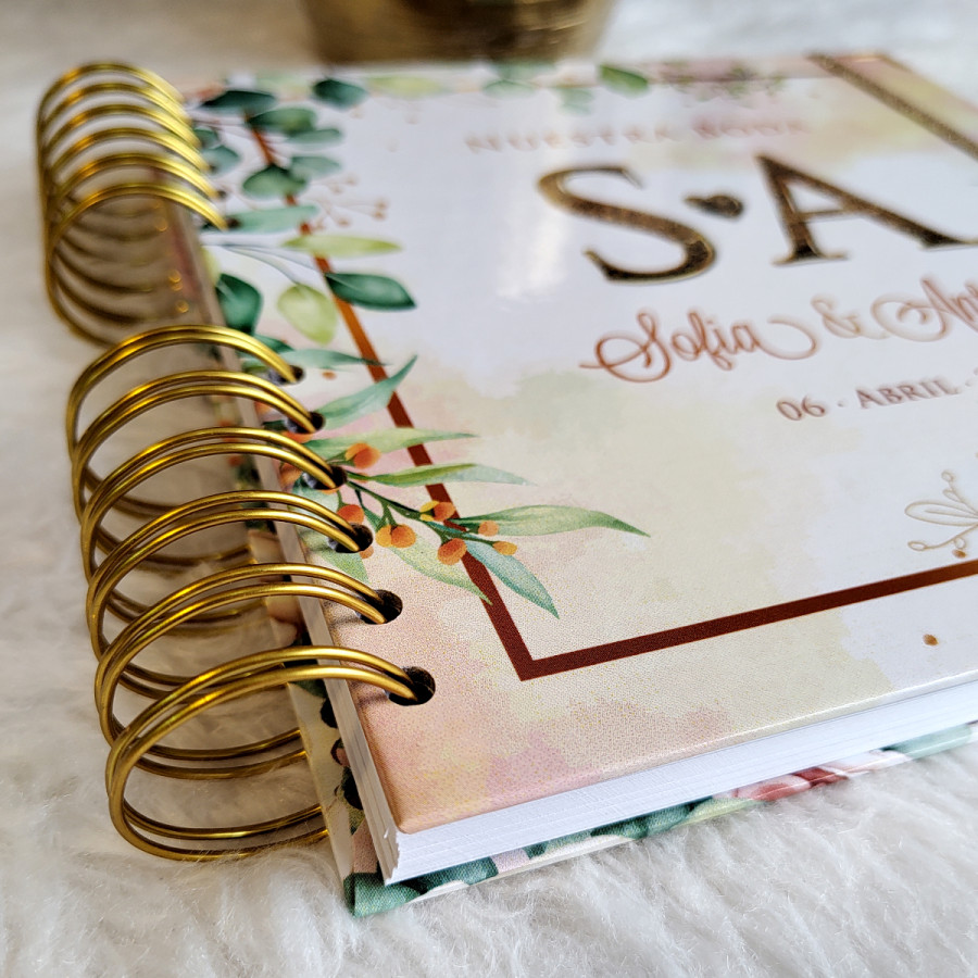 Libro de Firmas de Boda - Flores y Dorado
