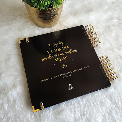 Libro de Firmas de Boda - Negro y Dorado