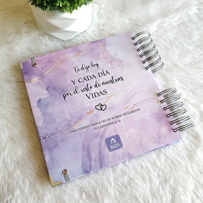 Libro de Firmas de Boda - Lila y Plateado