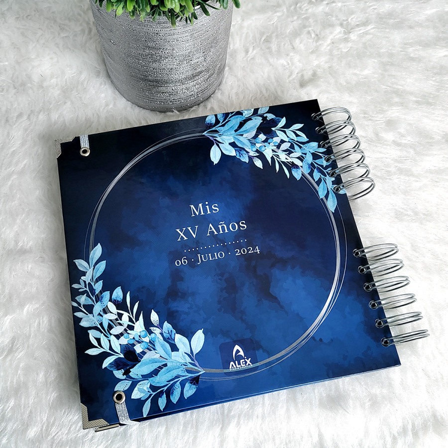 Álbum de Firmas XV Años - Diseño Floral Azul y Detalles en Plata