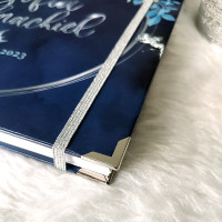 Álbum de Firmas XV Años - Diseño Floral Azul y Detalles en Plata