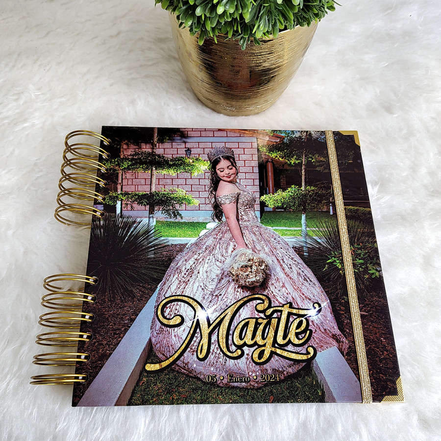 Guestbook XV Años - Foto en Portada y Nombre en Dorado