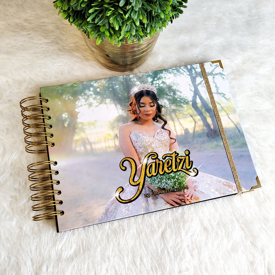 Guestbook XV Años - Foto en Portada y Nombre en Dorado